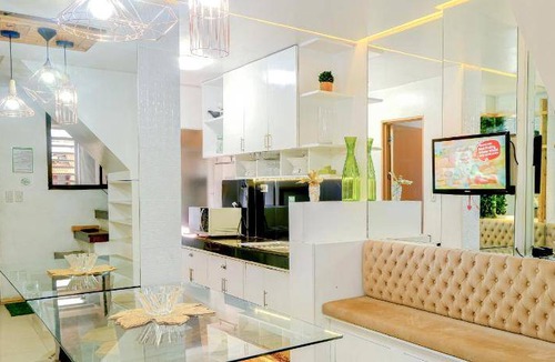 San Andres Bukid Apartment | 200 m² Apartment ∙ 5 bedrooms ∙ 14 guests