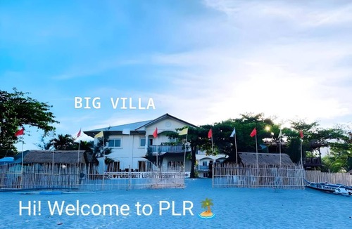 Pundaquit House | 200 m² House ∙ 5 bedrooms ∙ 30 guests