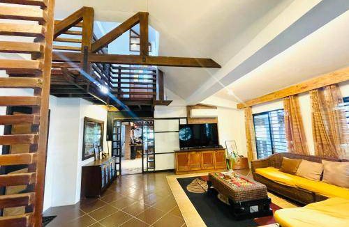 Gattaran Villa | 200 m² Villa ∙ 3 bedrooms ∙ 20 guests