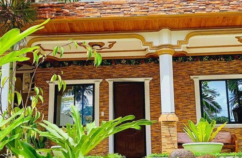 Dipolog Bed & Breakfast | 24 m² Bed and breakfast ∙ 20 guests