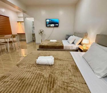 Catbalogan City House | 24-Seven Guesthouse - Room 201