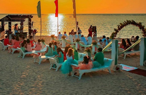 Bolinao Resort | 25 m² Resort ∙ 15 guests