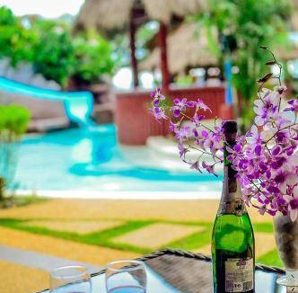 Bayawan City Resort | 25 m² Resort ∙ 5 guests