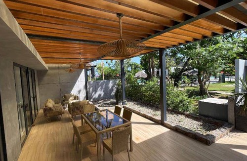 Ternate Resort | 250 m² Resort ∙ 2 bedrooms ∙ 10 guests