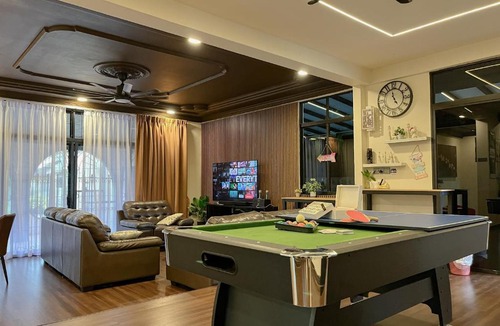 Tanjung Kling Villa | 25Pax VillaMax Klebang 6Bedroom 4Bath with Pool BBQ SingK