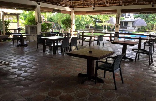 Bauang Hotel | 27 m² Hotel ∙ 2 bedrooms ∙ 10 guests