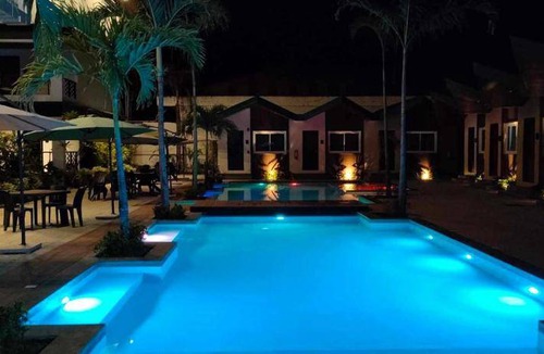 Bayombong Hotel | 27 m² Hotel ∙ 5 guests
