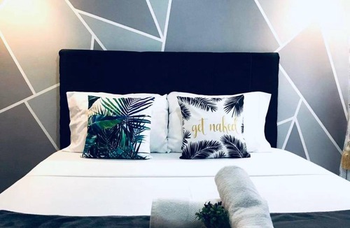 West Triangle Apartment | 28 m² Apartment ∙ 1 bedroom ∙ 2 guests