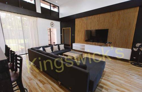 San Jose House | 280 m² House ∙ 4 bedrooms ∙ 8 guests