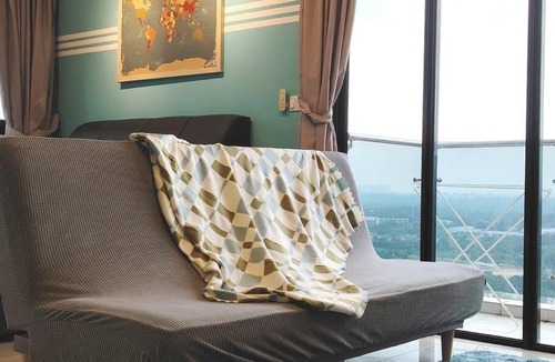 Medini Apartment | #2813 Meridin Cozy Couple Netflix 100Mbps BySTAY