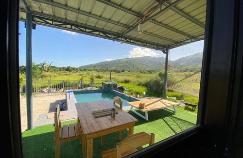 Jala-jala House | 290 m² House ∙ 3 bedrooms ∙ 15 guests