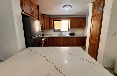 Santiago Province Apartment | 2A Enjoyable 4-bedroom apartment with AC -Wifi in Santiago de los Caballeros