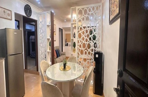Project 7 Condo | 2BR Condo w/Free Parking near SM North & Trinoma