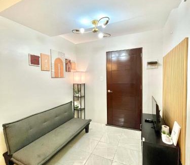 Mandaue Apartment | 2BR Family Condo for 6pax near IT Park Budget Stay at Urban Deca Homes Banilad by Gerra unit Khero