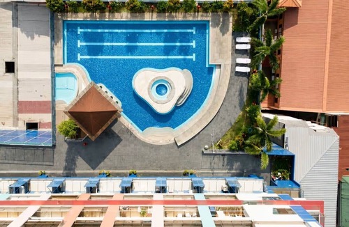 Ermita Night District Apartment | 2BR Malate Bayview Mansion, high floor seaview 26B
