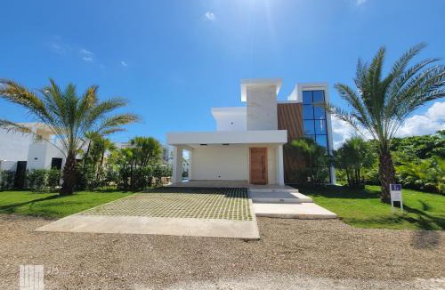 Playa Chiquita Villa | 2JA Management Group - SOV Properties