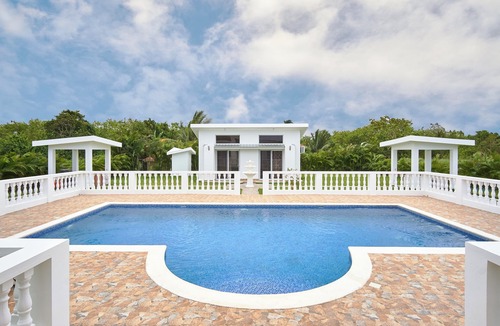 Playa Chiquita Villa | 3-Bed Villa in Sosua Ocean Village – Pool, Guest House, near Santa Fe