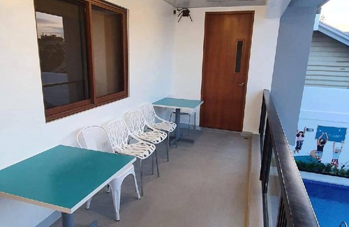 Angono Villa | 300 m² Villa ∙ 2 bedrooms ∙ 20 guests