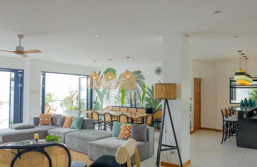 Puerto Galera Resort | 315 m² Resort ∙ 9 bedrooms ∙ 18 guests