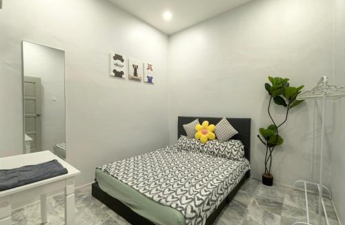 Durian Sebatang House | 32 Homestay