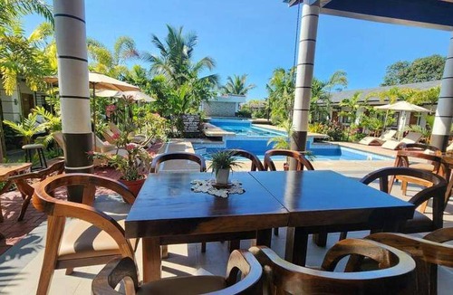 Bauang Hotel | 34 m² Hotel ∙ 4 guests