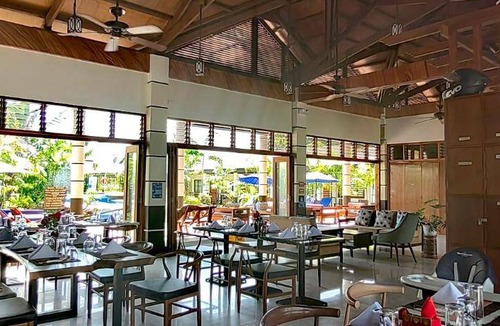 Bauang Hotel | 34 m² Hotel ∙ 4 guests