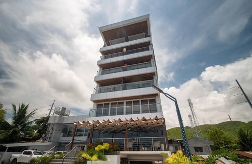 Naga City Hotel | 35 m² Hotel ∙ 8 guests