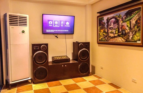 Pansol Villa | 350 m² Villa ∙ 5 bedrooms ∙ 25 guests