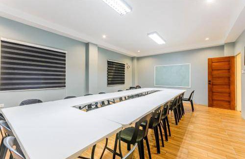 Calapan Hotel | 38 m² Hotel ∙ 6 guests
