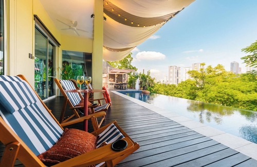 Kampung Haji Abdullah Hukum Villa | 38Pax Flame of the Forest Retreat Villa KL by Verano