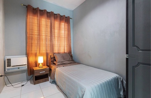 Bacolod House | 3bedrooms 2bathrooms Home with high speed internet wifi Buena Park