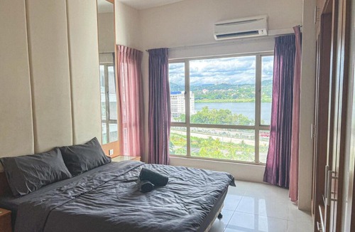 Bukit Jalil Apartment | 3BR Apartment in Serdang with Pool & Parking