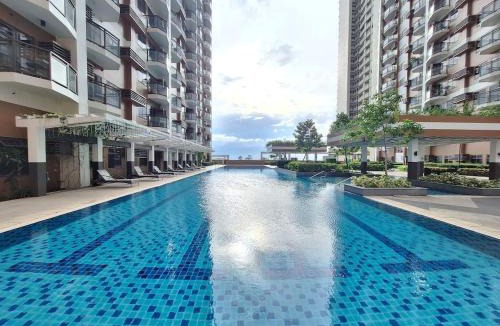 Pasay Apartment | 3BR Grand-100sqm-15pax-Free Parking-PET-MOA,PICC,WTC,CCP