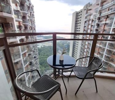 Pasay Apartment | 3BR Grand-100sqm-15pax-Free Parking-PET-MOA,PICC,WTC,CCP