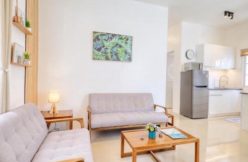 Dauis Villa | 3BR Guesthouse near Panglao - Pool Access - Bohol Tours - Fast WiFi