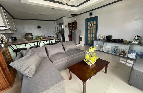 General Trias House | 3rd floor 2 bedrooms 1 bathroom accommodate 5pax or more, home away from home.