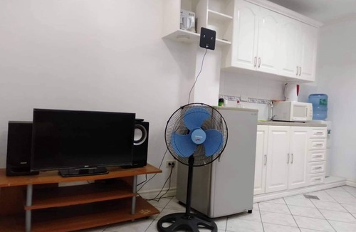 Vigan Apartment | 3rd Floor Apartment 2BR 2T&B Front of Xentro Mall