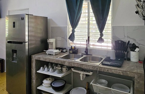 Sanchez Villa | 4 Bdrm/3 bath Villa AC/Wi-Fi/Cable/Gazebo/BBQ/up to 15 ppl