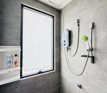 Usj 1 Apartment | 4 Pax 2BR City View, City Center, Sunway Uni-Sun Med