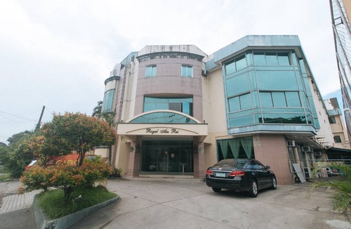 Bacolod Hotel | 40 m² Hotel ∙ 2 guests