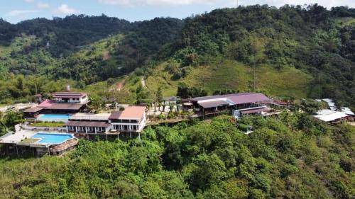 Cebu Resort | 40 m² Resort ∙ 4 bedrooms ∙ 16 guests