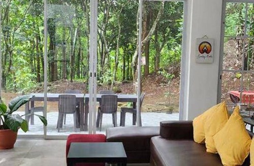 Antipolo House | 400 m² House ∙ 2 bedrooms ∙ 22 guests