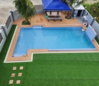 Puerto Galera House | 435 m² House ∙ 4 bedrooms ∙ 13 guests