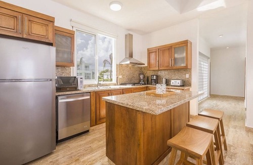 Playa Chiquita Villa | 4BD oceanfront guest-friendly villa with private pool, golf cart, gym, tennis!