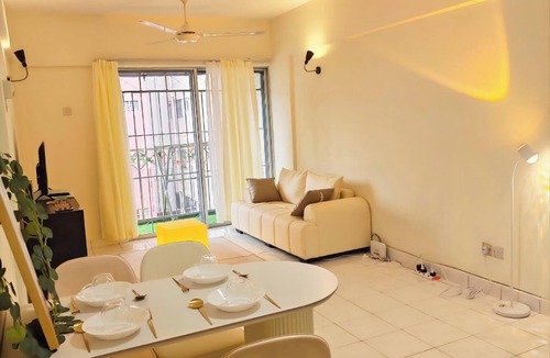 Bukit Jalil Apartment | 5-min Walk to National Stadium Cozy Cream Style Unit near LRT & Axiata Arena