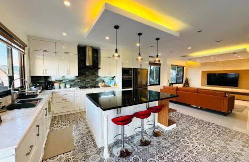 Puerto Galera Villa | 500 m² Villa ∙ 4 bedrooms ∙ 8 guests