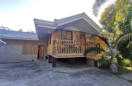 San Fernando House | 560 m² House ∙ 6 bedrooms ∙ 12 guests