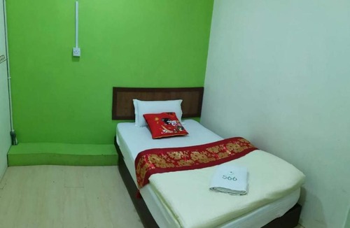Miri House | 566 INN