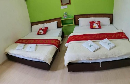 Miri House | 566 INN