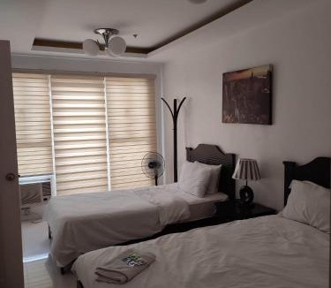 Ermita Night District Hotel | 60 percent Off Deluxe Ocean View Rooms FREE Pool and FREE Sauna Access Included Perfect Location Near US Embassy, NAIA, Makati, BGC, Mall of Asia, and Chinatown Dont Miss Out Book Now and Save Updated Price 2025